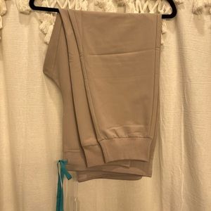 Figs Zamora joggers boulder NWT